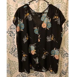 Floral Torrid button blouse